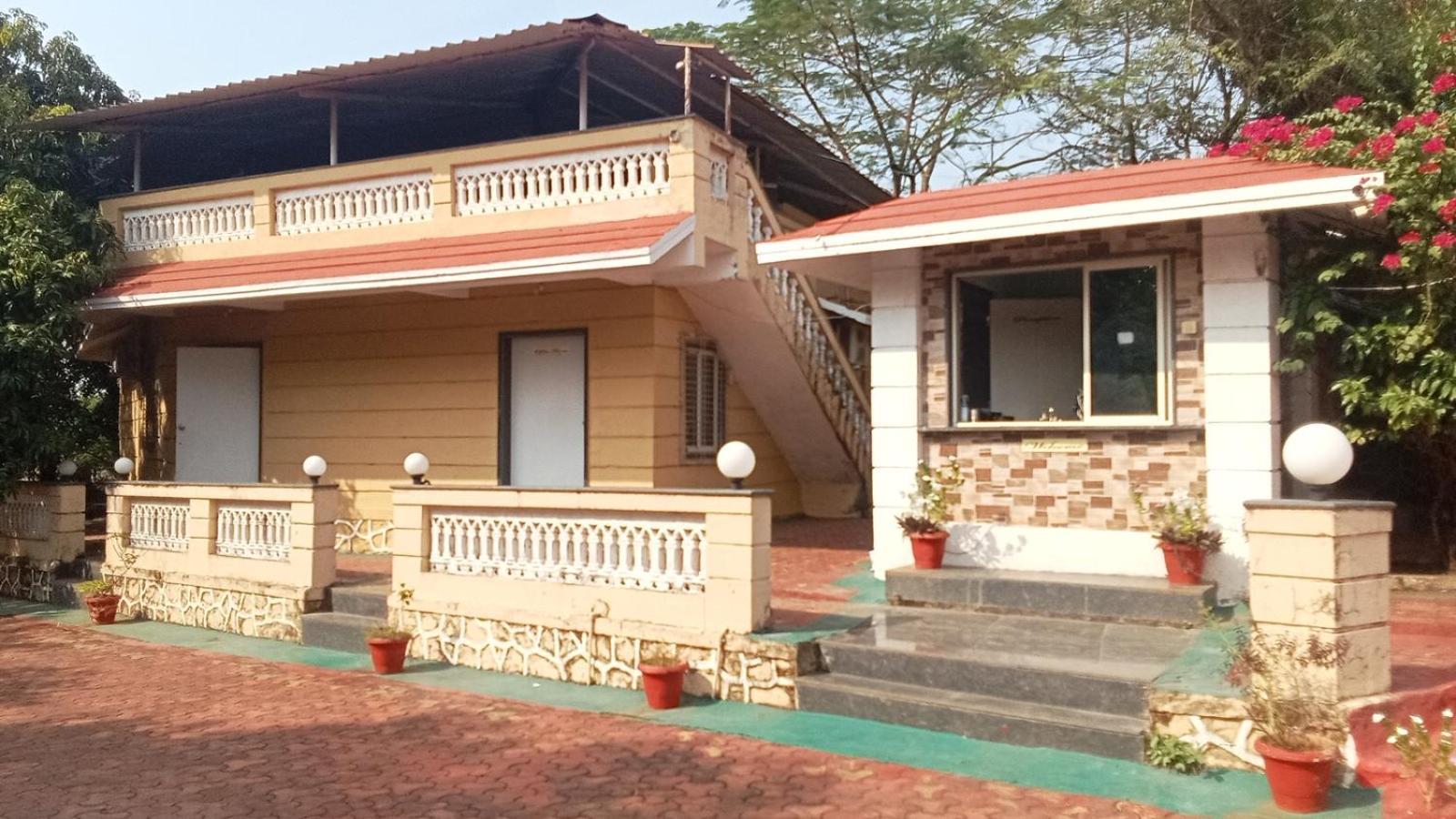 Giriraj Garden Resort Vagholi  Extérieur photo